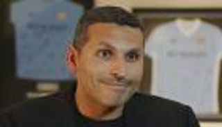 خلدون المبارك: التواضع شعار مانشستر سيتي عند الفوز والهزيمة