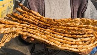 الخبز الشعبي على موعد جديد من الغلاء في إيران