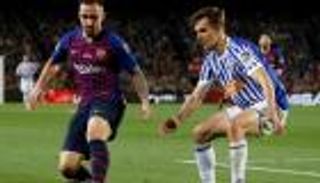 برشلونة يحسم مصير باكو ألكاسير