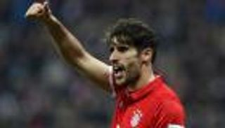 خافي مارتينيز: نصف إسبانيا تتمنى خسارة ريال مدريد أمام ليفربول