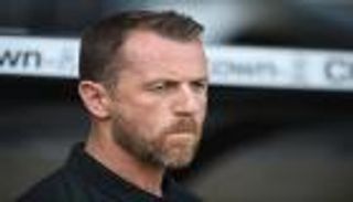 ستوك سيتي يعين مدربا جديدا