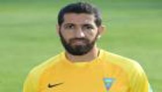 إستوريل البرتغالي يتمسك بالجزائري حليش