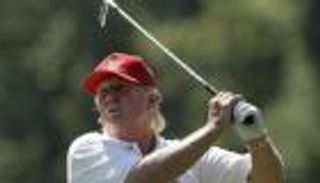 ترامب قد يمدد زيارته إلى بريطانيا بسبب الجولف