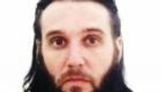 قوات سوريا الديمقراطية تلقي القبض على داعشي بالرقة