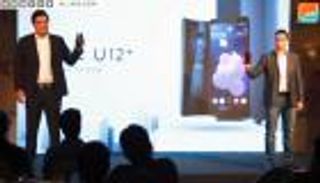 "العين الإخبارية" تشهد إطلاق هاتف HTC الجديد في دبي