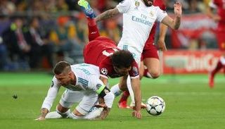 محمد صلاح لحظة الإصابة