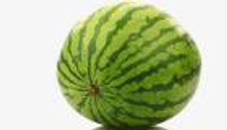 ضابط أمن يتهم إدارة فندق بالتقصير في حماية بطيخته  