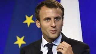 الرئيس الفرنسي إيمانويل ماكرون