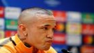 مدرب بلجيكا يدافع عن قراره باستبعاد ناينجولان