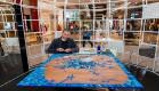 "دبي مول" يدعم "مركز الإمارات للتوحد" بمزاد فني