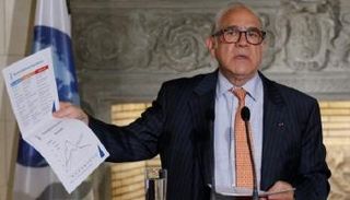      منظمة التعاون والتنمية الاقتصادية تعرض مؤشرات اقتصادية - رويترز