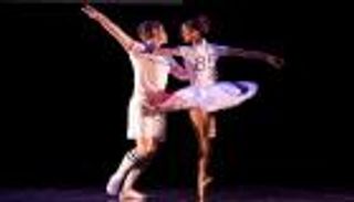 لأول مرة في روسيا.. باليه كرة القدم على مسرح بشكيريا العريق