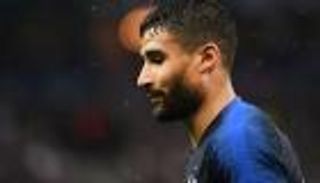 ليفربول يحدد موعد بدء مفاوضات ضم نبيل فقير