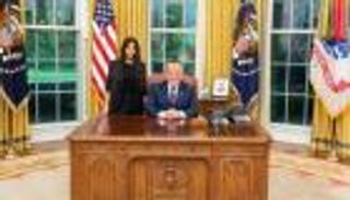 كيم كاردشيان تكسر التقاليد داخل البيت الأبيض خلال اجتماعها مع ترامب