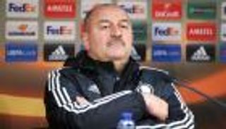 مدرب روسيا: يجب أن نتخلص من الأخطاء الفردية