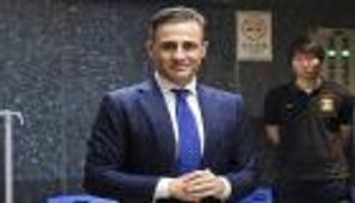 كانافارو يدخل اهتمامات ريال مدريد لخلافة زيدان