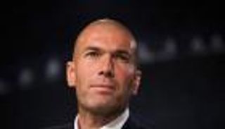 بالفيديو.. 5 مرشحين لخلافة زيدان في تدريب ريال مدريد