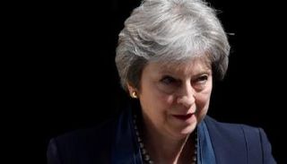  رئيسة الوزراء البريطانية تيريزا ماي