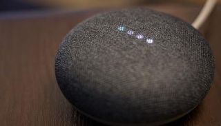 متحدث جوجل الذكي "هوم ميني"