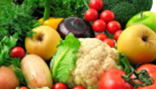 الوقاية من السرطان.. 10 أطعمة مفيدة و6 ينبغي تجنبها