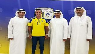 البرازيلي ديجو رودريجوس مع إدارة النادي