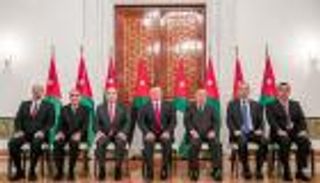 ملك الأردن يقبل استقالة هاني الملقي ويكلف عمر الرزاز برئاسة الحكومة