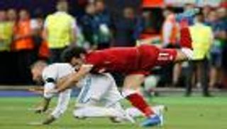 راموس يرد على اتهامه بتعمد إيذاء محمد صلاح