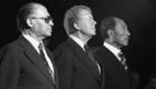 وثائق تكشف عن خلاف أمريكي–إسرائيلي حول الاستيطان على هامش كامب ديفيد