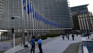 شركات أوروبا تشكك في قدرة دولها على مقاومة ضغوط أمريكا حول إيران