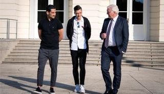 أوزيل وجوندوجان مع الرئيس الألماني