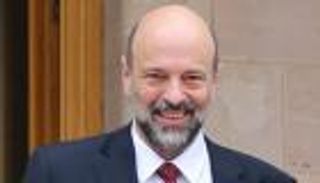 الرزاز يبدأ مشاورات تشكيل الحكومة الأردنية