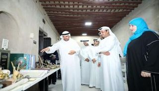 المعرض يحتفي بفنون وجماليات الخط العربي