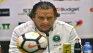 مدرب السعودية: متشوقون لمواجهة صلاح.. ولا نخشى ضغط الافتتاح