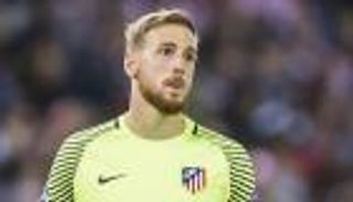 ريال مدريد يستعد لجعل أوبلاك أغلى حارس في العالم