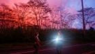 بالصور.. حمم بركان كيلاويا تنير سماء هاواي