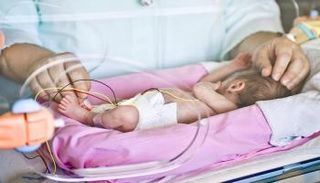 فحص دم جديد يتنبأ بالولادة المبكرة