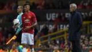 روخو "المرعوب" يكشف كواليس حديثه مع مورينيو