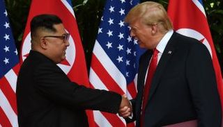 اللقاء التاريخي بين ترامب وكيم