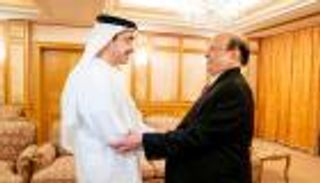 الرئيس اليمني يلتقي عبدالله بن زايد في مكة المكرمة