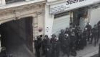 باريس.. انتهاء أزمة احتجاز الرهائن وتوقيف المسلح