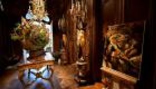 مزهرية صينية يتجاوز ثمنها الـ16 مليون يورو في مزاد بباريس