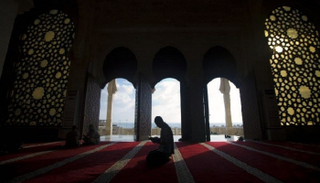 ليلة القدر.. فضلها وعلاماتها