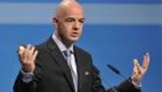 إقالة لوبيتيجي لا تقلق إنفانتينو على إسبانيا في المونديال