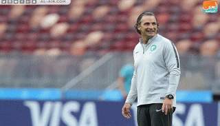 خوان أنطونيو بيتزي مدرب السعودية