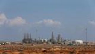 سلاح الجو الليبي يشن غارات على جماعات إرهابية تهاجم الهلال النفطي