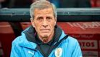 مدرب أوروجواي: أتعجب من سرعة تعافي صلاح