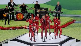 روبي ويليامز في حفل كأس العالم في روسيا 2018