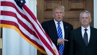الرئيس الأمريكي دونالد ترامب ووزير الدفاع جيمس ماتيس - أرشيفية