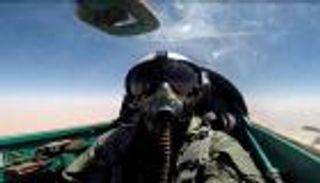 الطيران الليبي يدمر آليات "إرهابيي الحمدين"في الهلال النفطي 