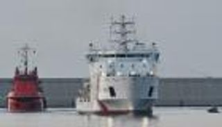 إسبانيا تستقبل سفينة مهاجرين بعد رفض إيطاليا ومالطا